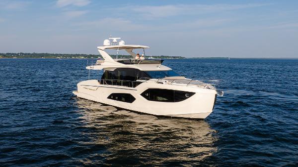 60' Absolute, Listing Number 100917018, - Photo No. 8