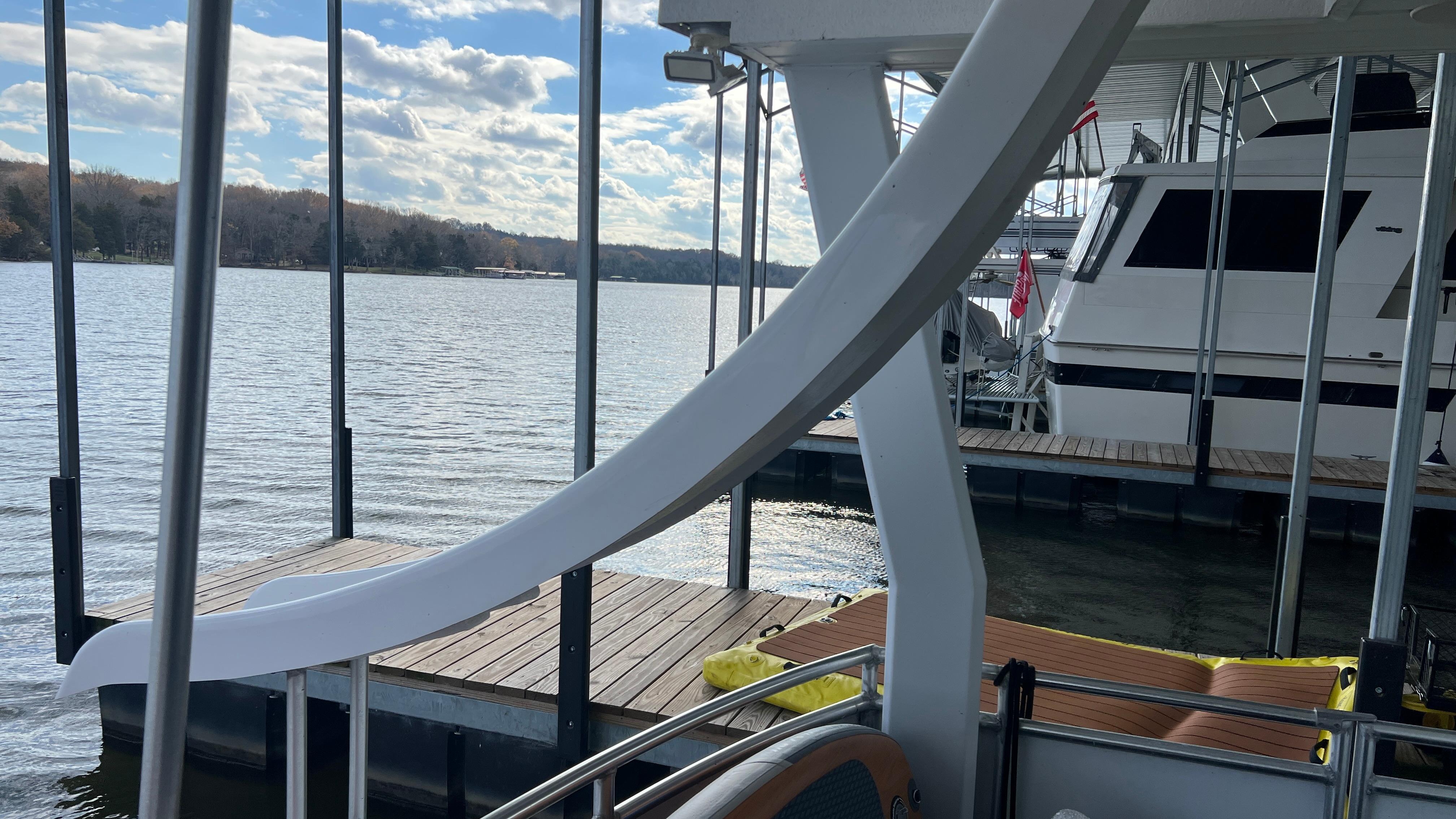 Monticello-River Yacht 2008 -IN-US-9637753 | Thumbnail