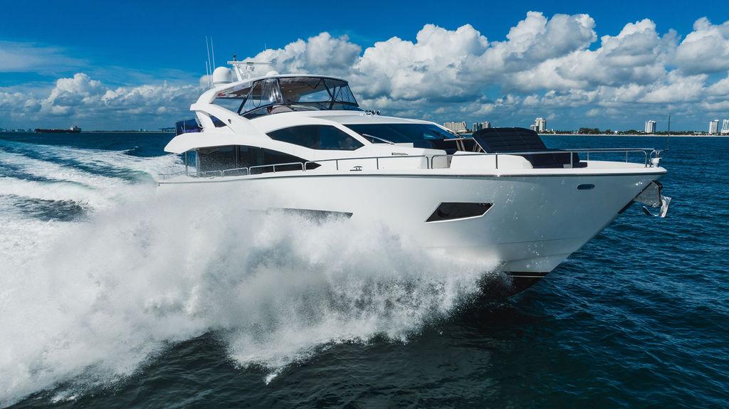 2019 Sunseeker 86 Yacht