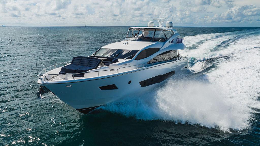 2019 Sunseeker 86 Yacht