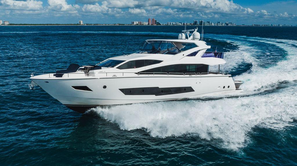 2019 Sunseeker 86 Yacht