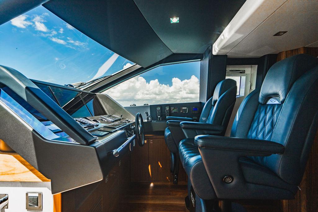 2019 Sunseeker 86 Yacht