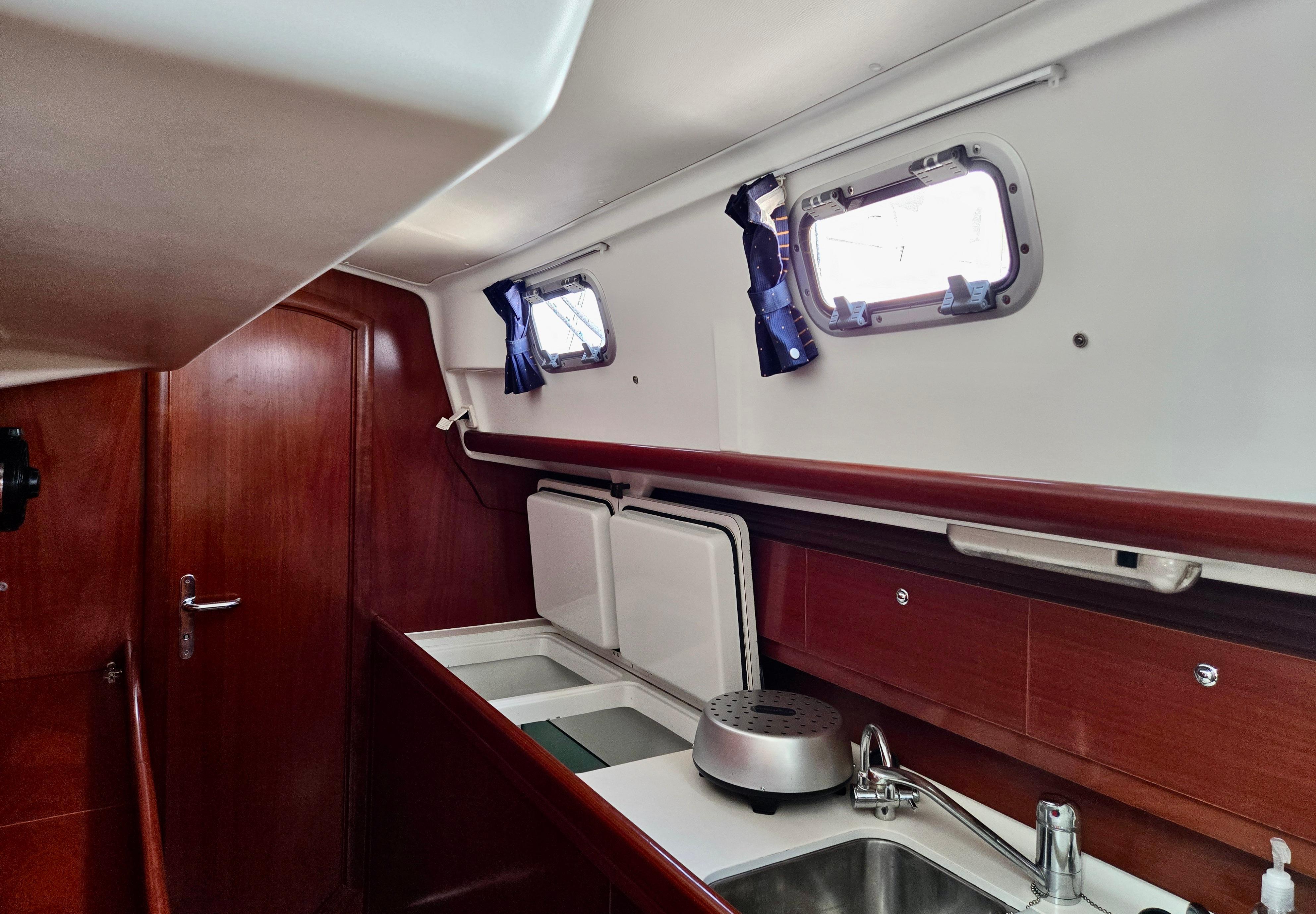 Yacht Photos Pics