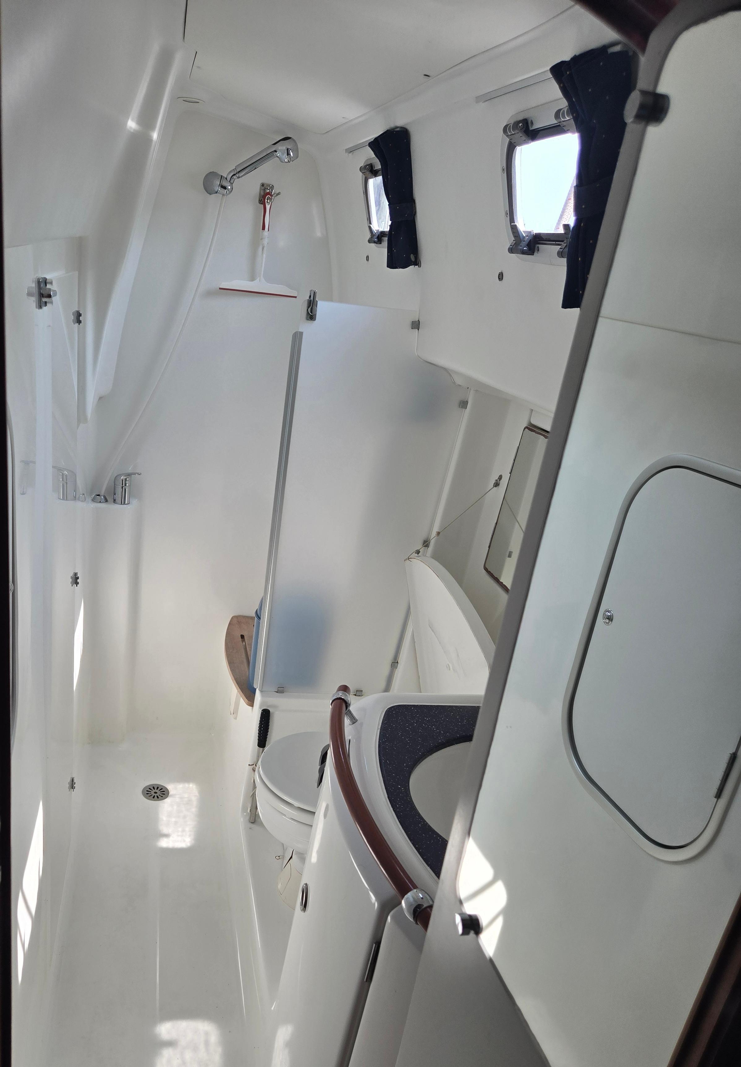 Yacht Photos Pics