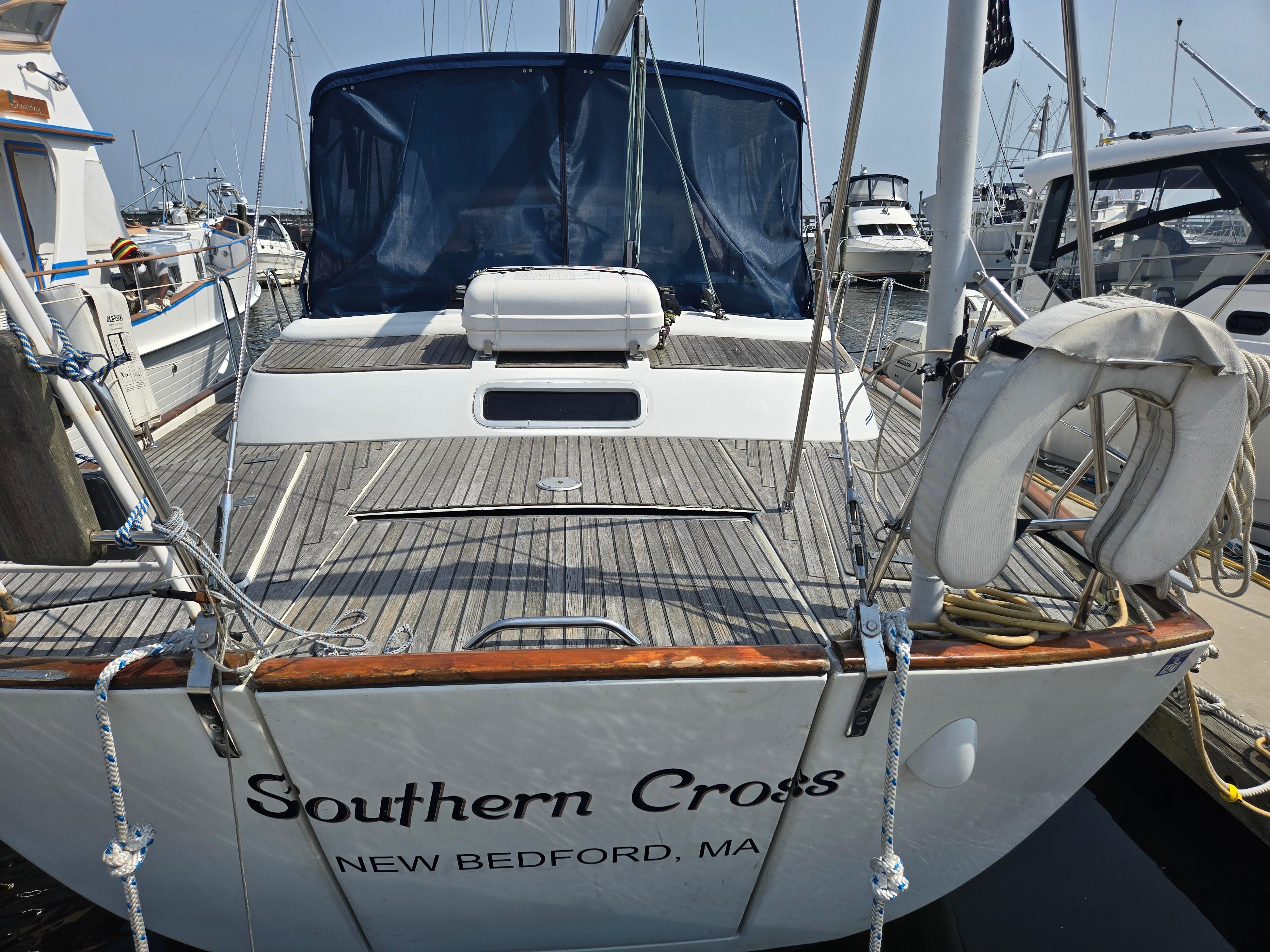Yacht Photos Pics