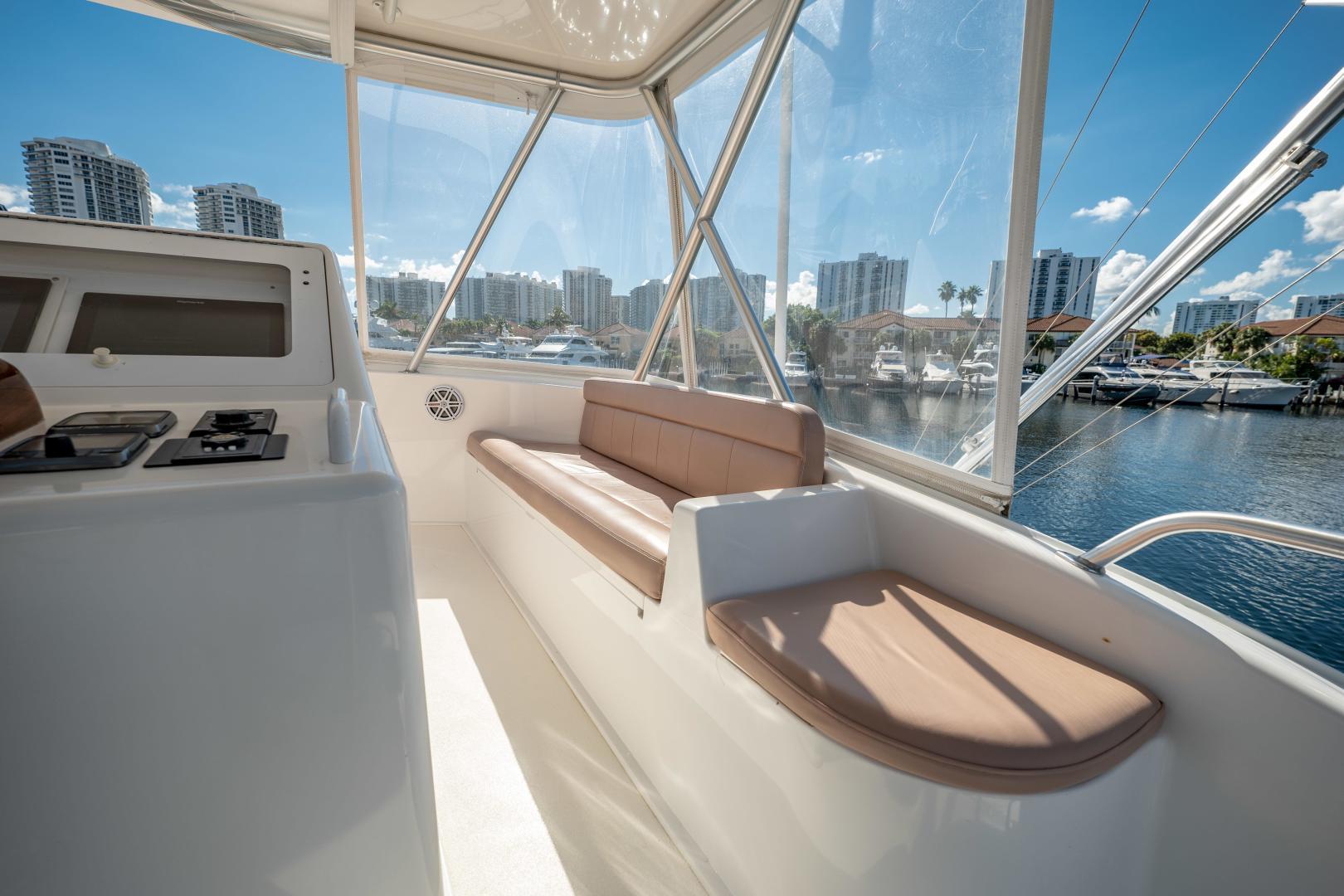 Viking 52 - Heyca I - Flybridge Seating