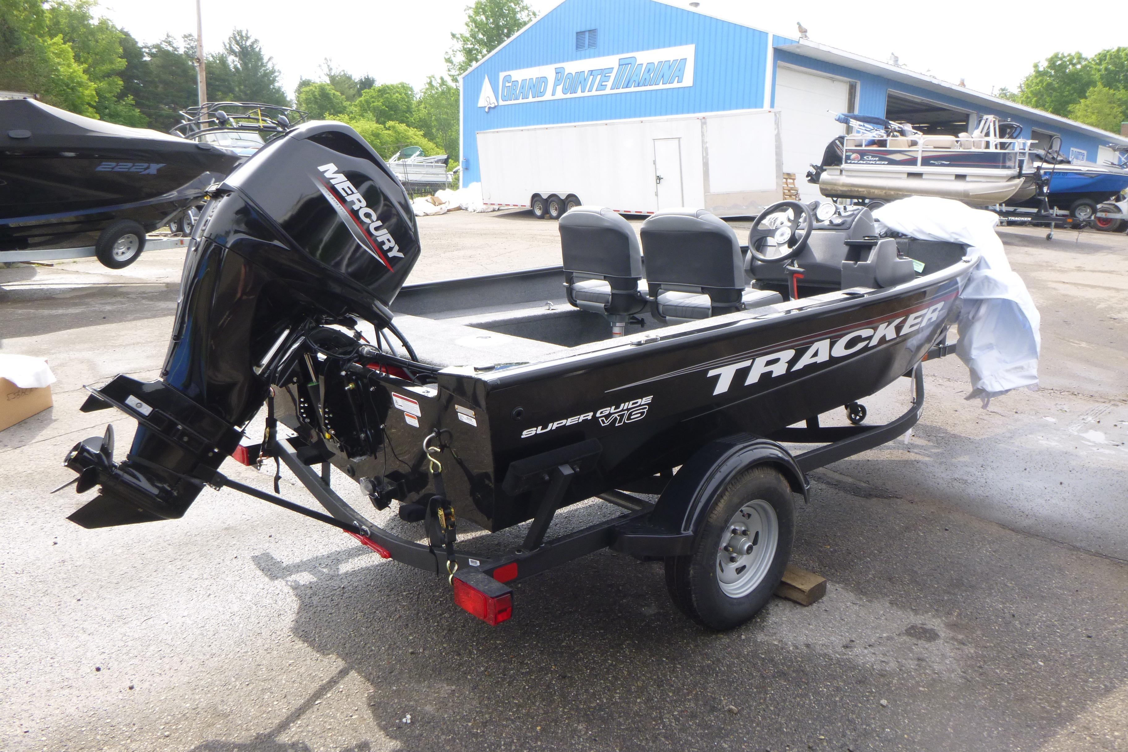 2026 Tracker Super Guide V-16 SC Gallery