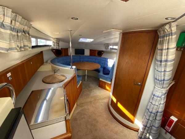 2002 Barnes Brinkcraft Royale 305