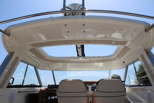 2002 Barnes Brinkcraft Royale 305