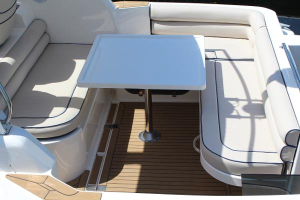 2002 Barnes Brinkcraft Royale 305
