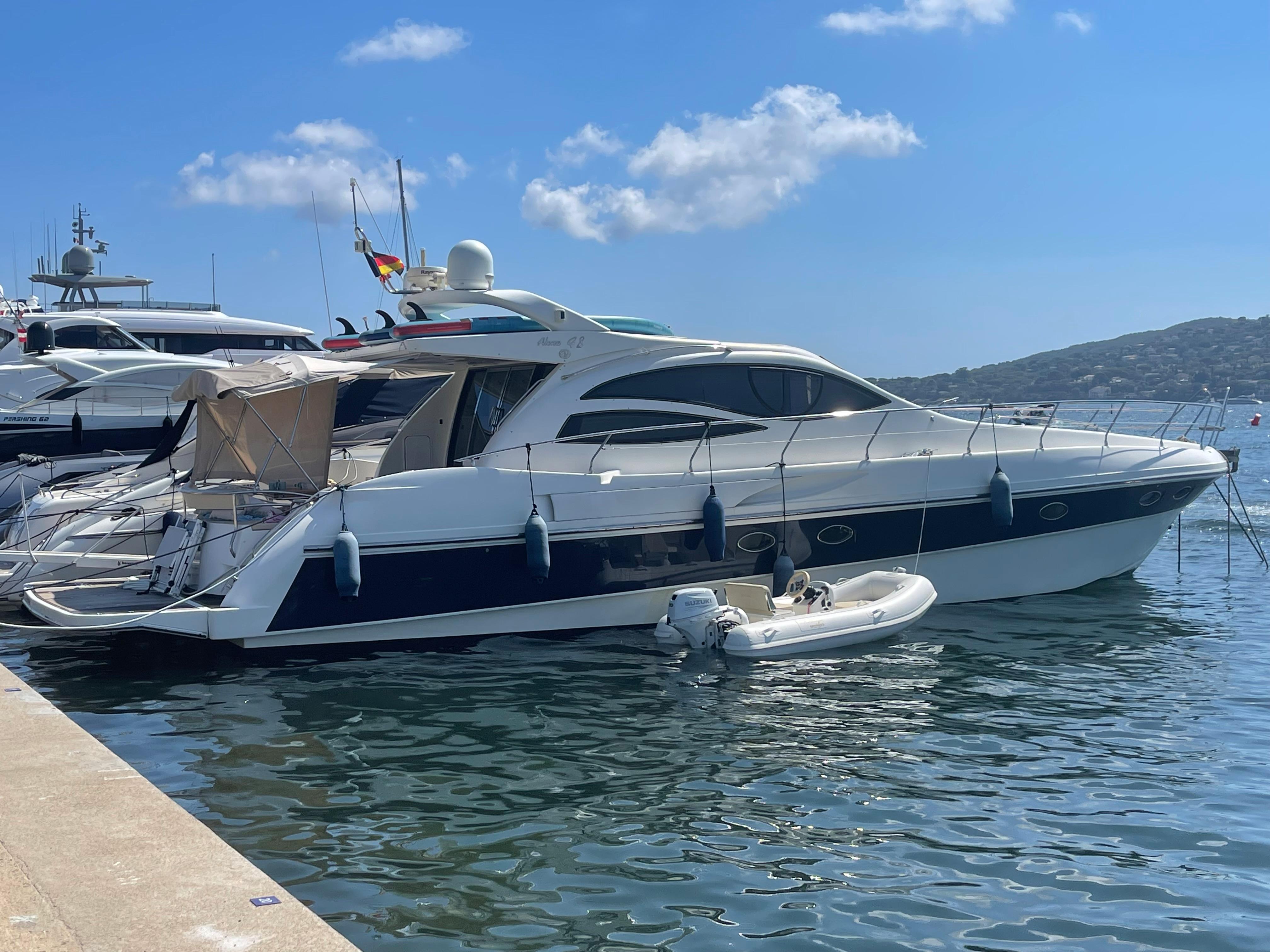 Alena 48 HT  Network Yacht Brokers Antibes