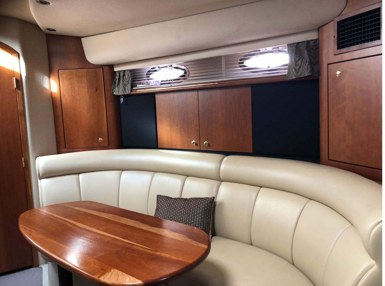 2002-cruisers-yachts-3870-power-9817766-20250528063044028-1_XLARGE