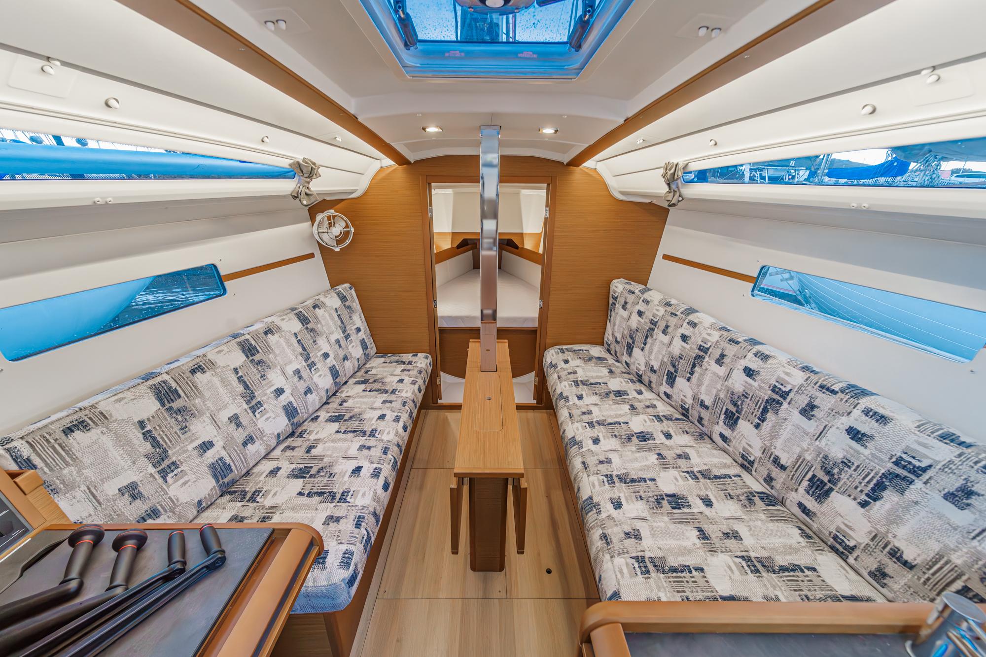 Highly Upgraded and ready to Sail!