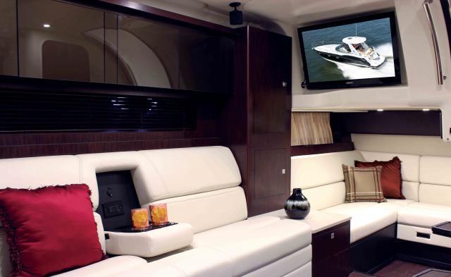 2014 Monterey 340 Sport Yacht