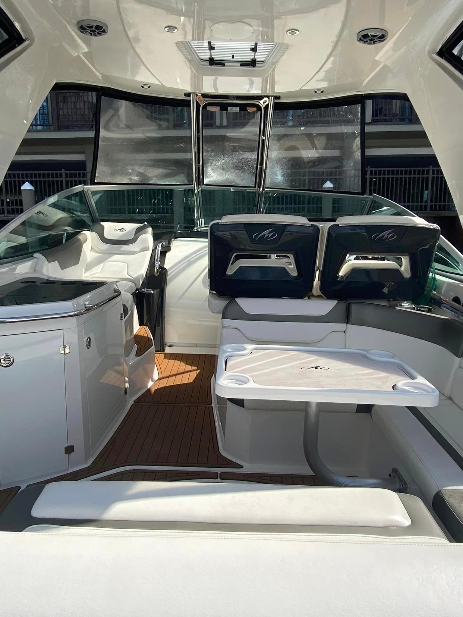 2014 Monterey 340 Sport Yacht