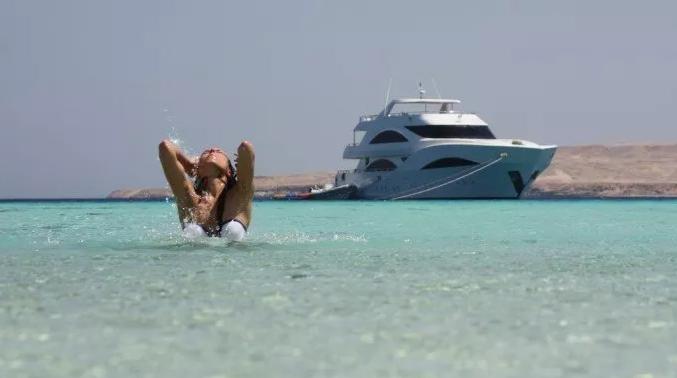 Boat Image