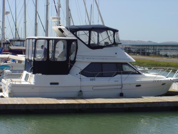 1998 Bayliner 4087 Aft Cabin Motoryacht