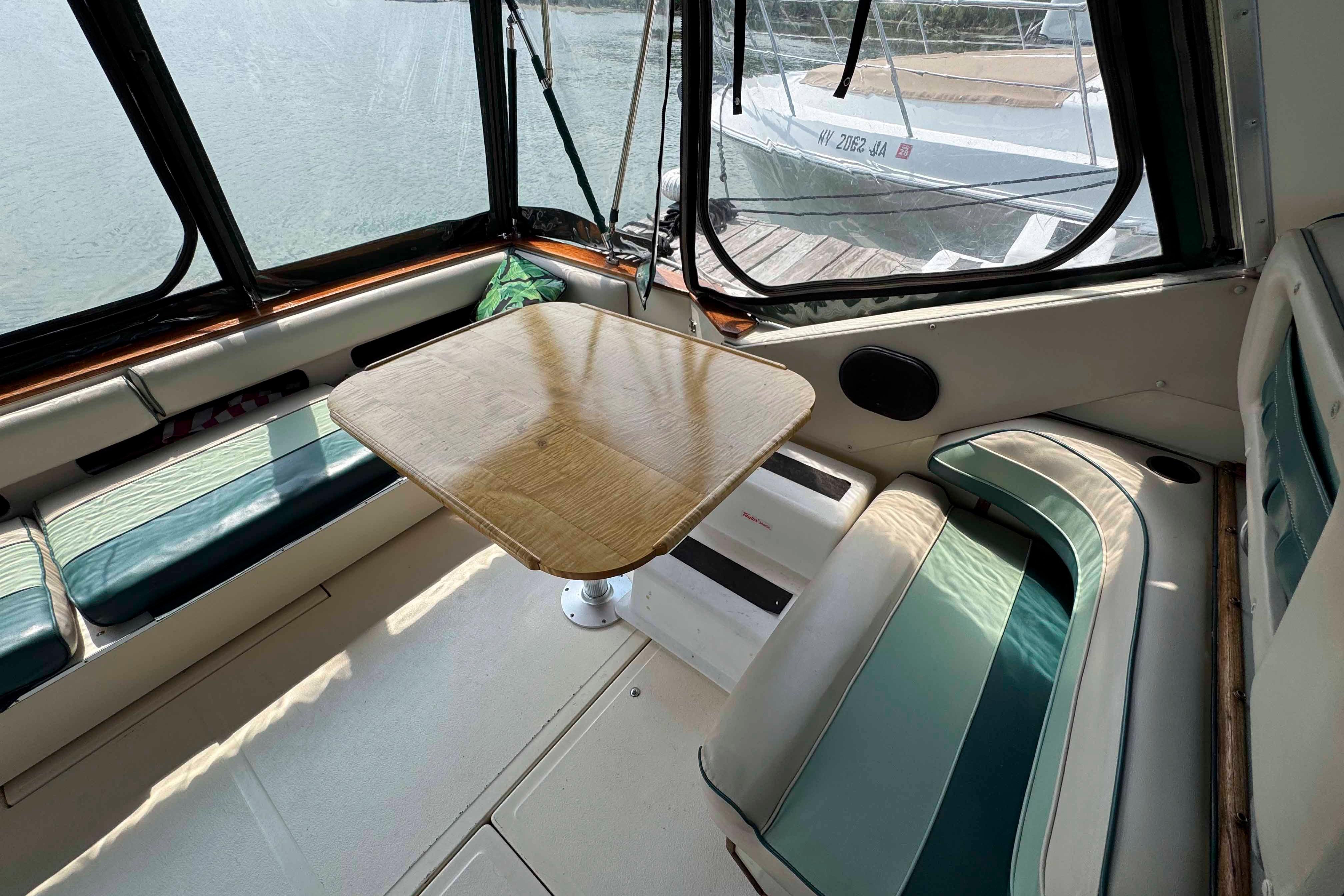 NY 10214 BP Knot 10 Yacht Sales
