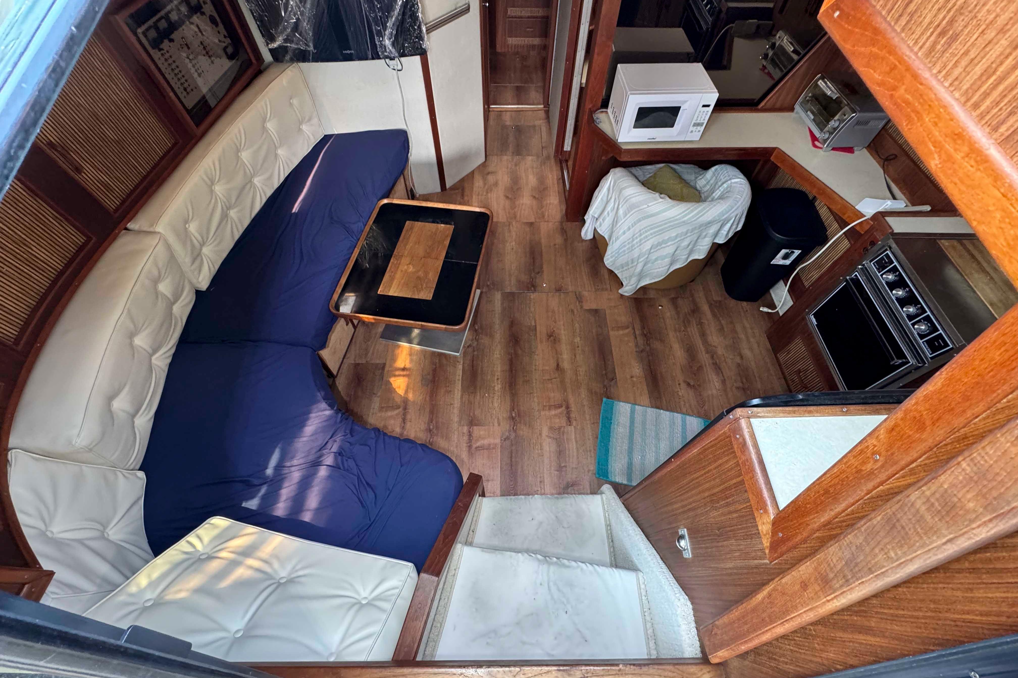 NY 10214 BP Knot 10 Yacht Sales
