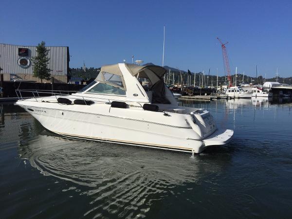 2001 Sea Ray 310 DA Sundancer