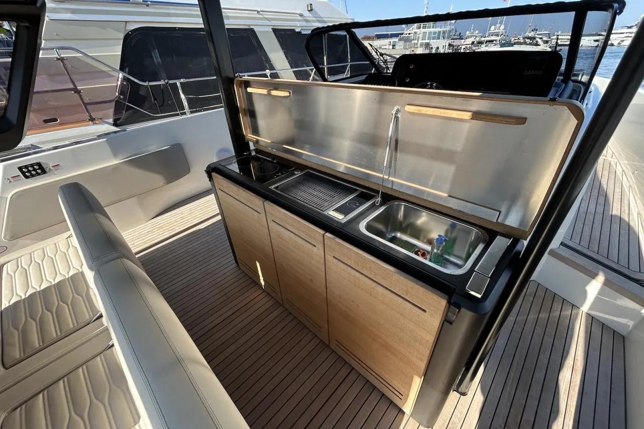 2024 Cranchi A46 Luxury Tender large 6