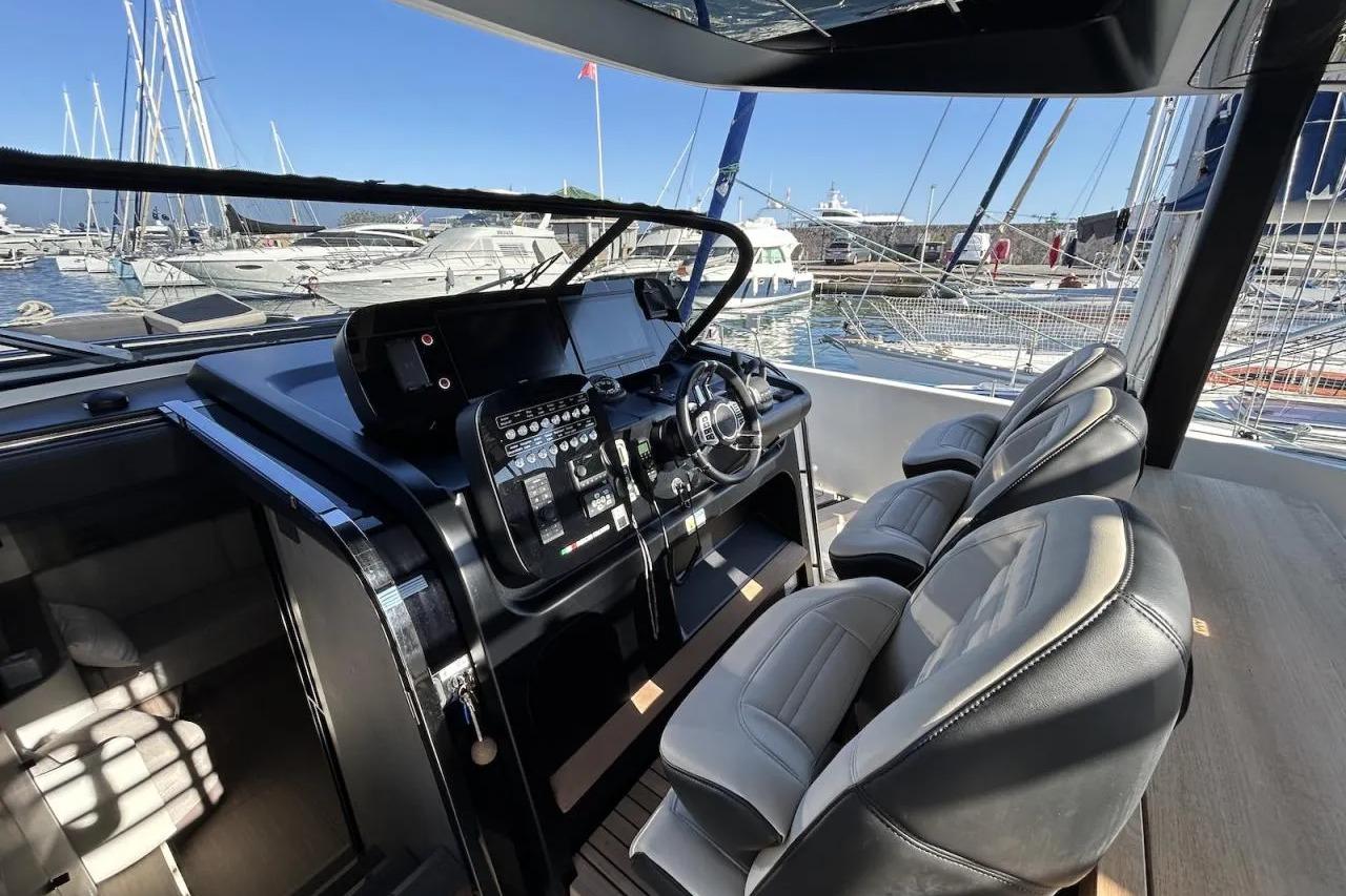 2024 Cranchi A46 Luxury Tender large 7