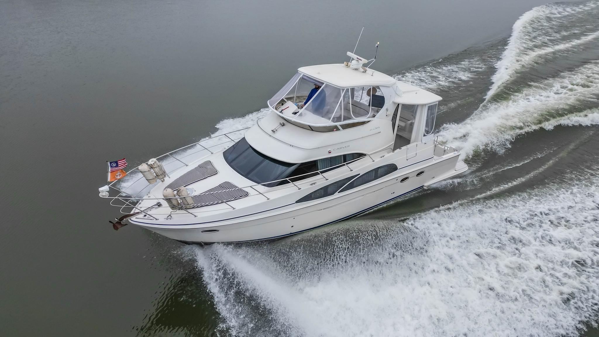 carver 45 cockpit motor yacht