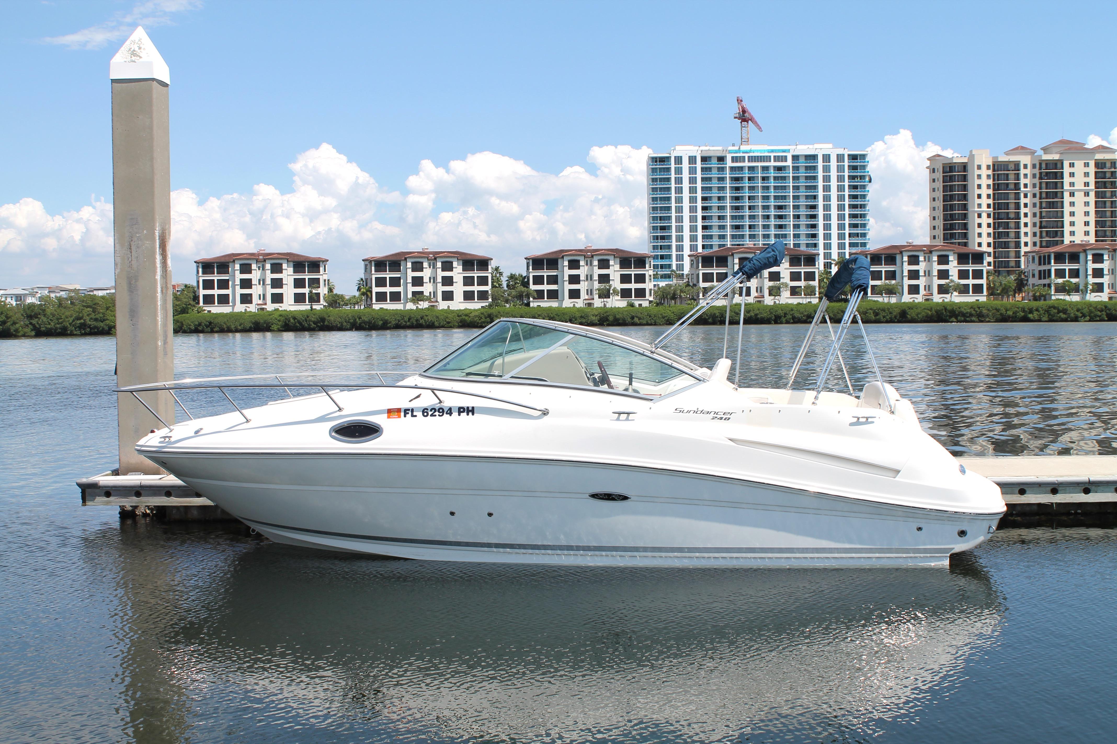 2011 Sea Ray 240 Sundancer
