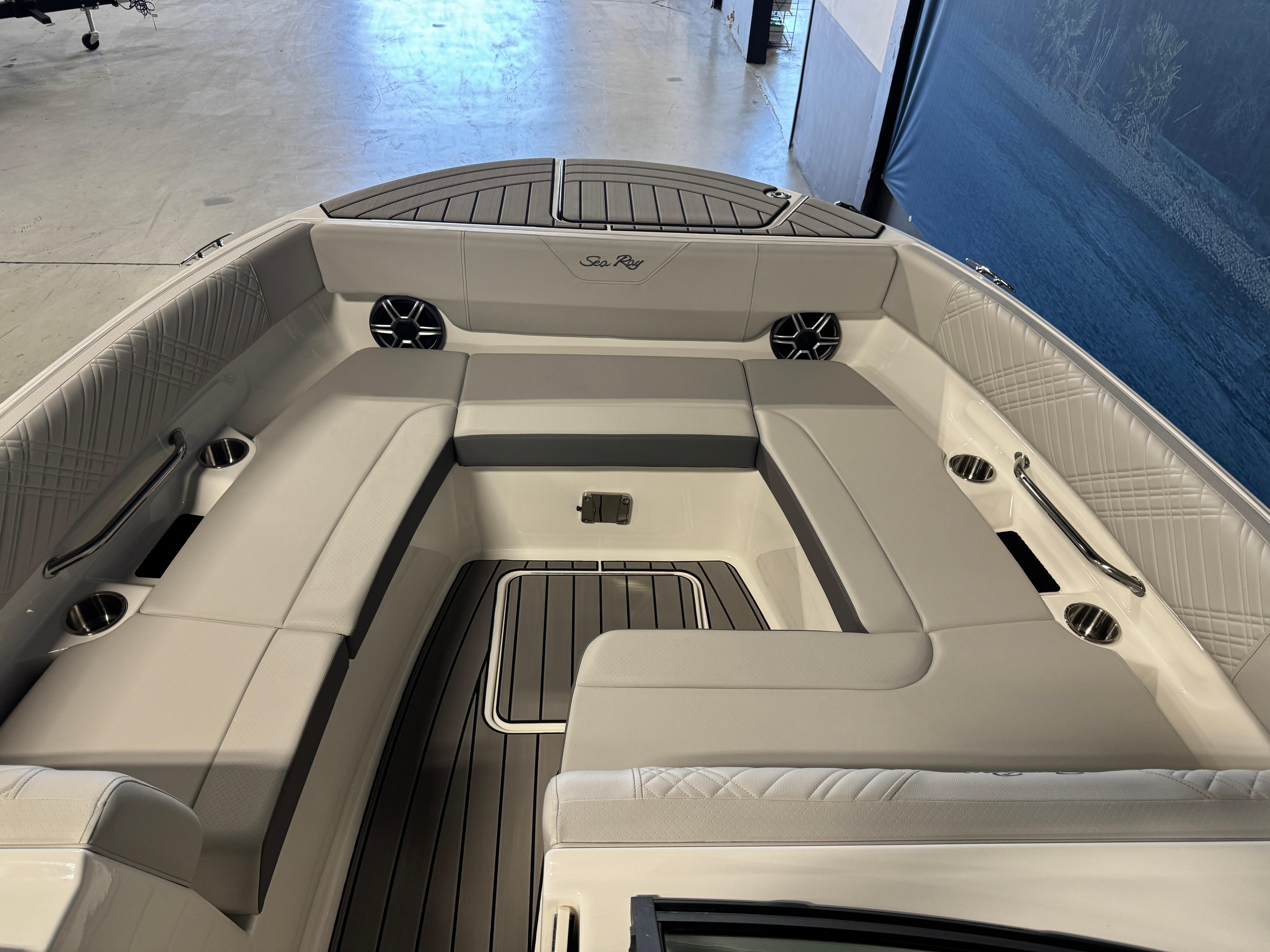 2026 Sea Ray SDX 270 #S1221F inventory image at Sun Country Marine Group, Irvine