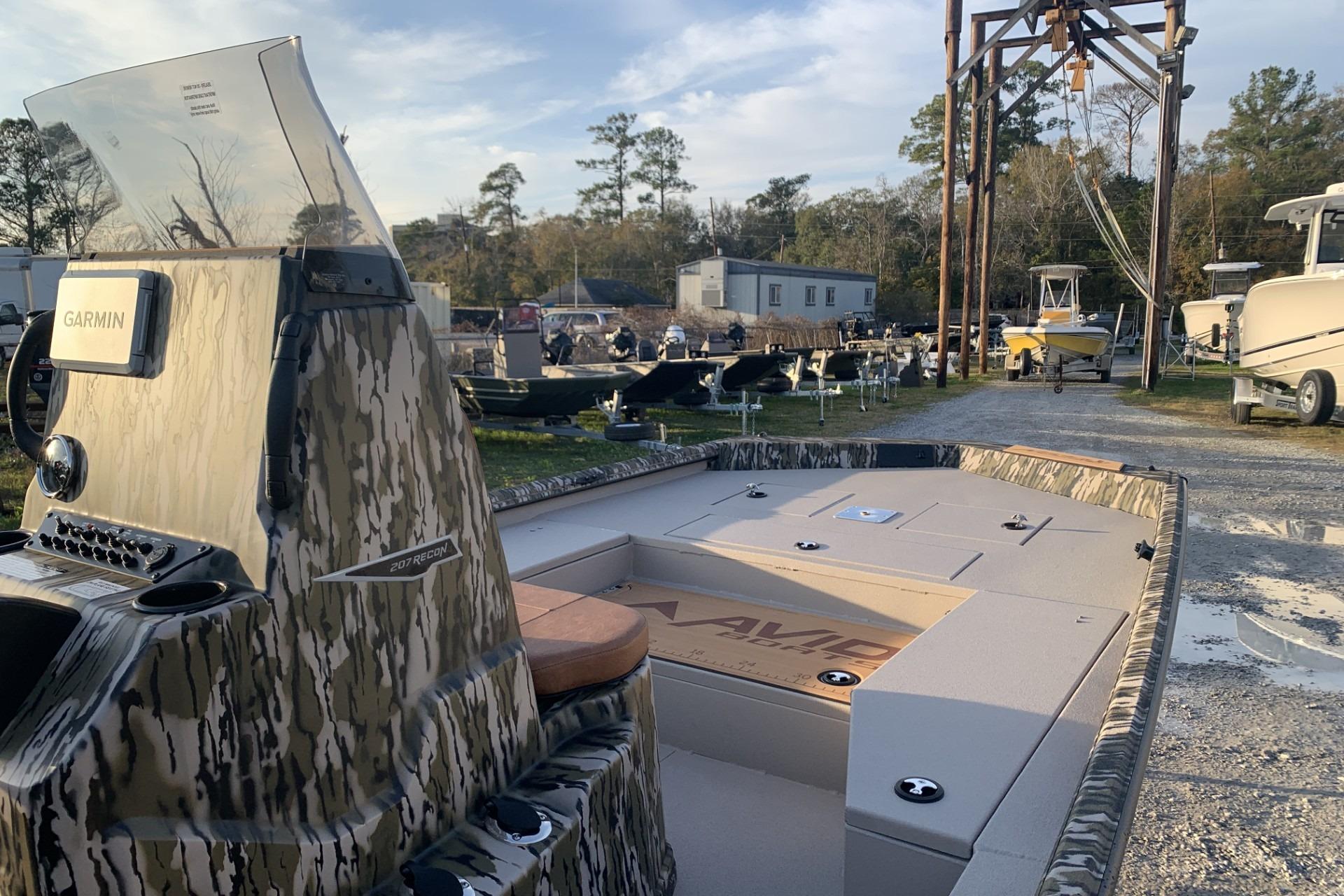 2026 Avid 21 Recon ST-7