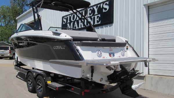 2021 Cobalt boat for sale, model of the boat is R8 & Image # 3 of 18