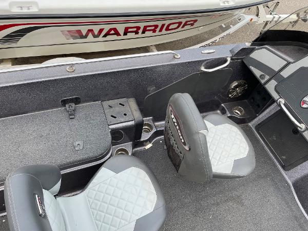 2018 Triton boat for sale, model of the boat is 206 Fishunter & Image # 9 of 16