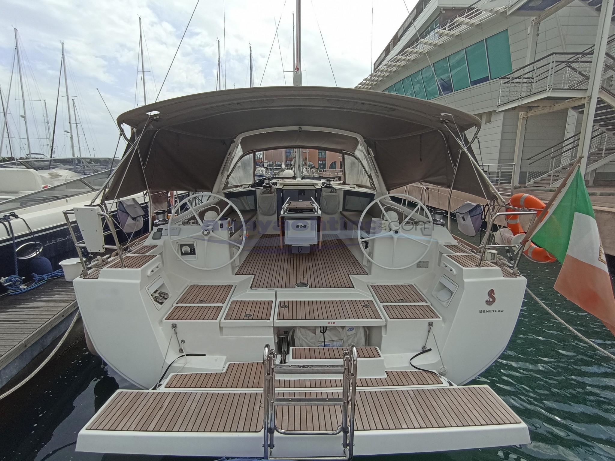 Yacht Photos Pics