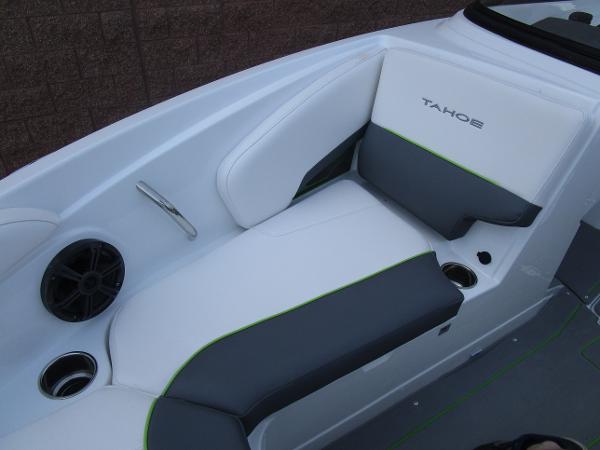 2021 Tahoe boat for sale, model of the boat is 210 S & Image # 24 of 35
