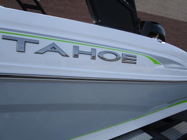 2021 Tahoe boat for sale, model of the boat is 210 S & Image # 33 of 35