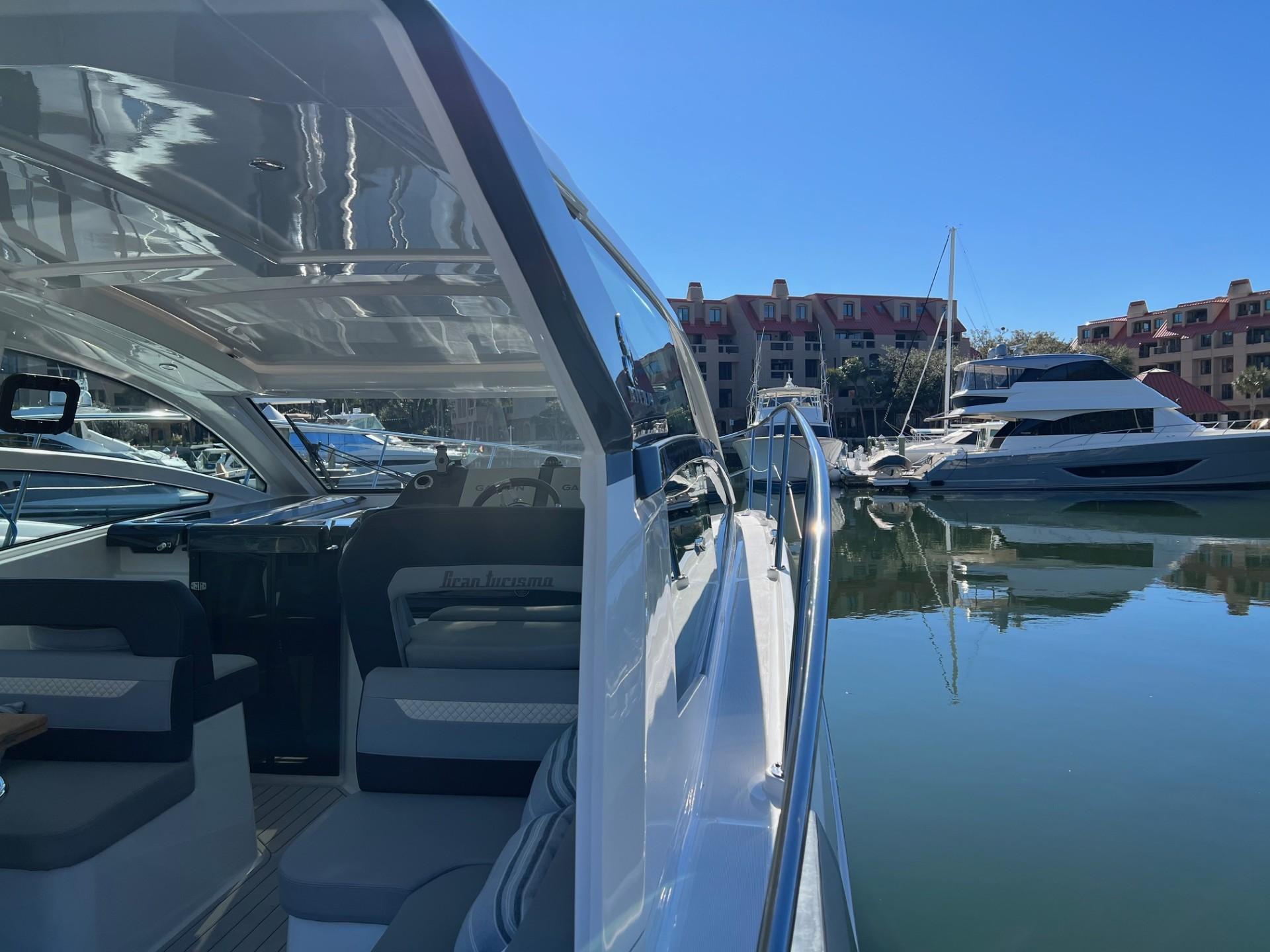 Yacht Photos Pics
