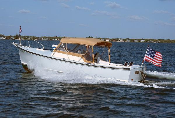 29' Dyer 29 Bass Boat