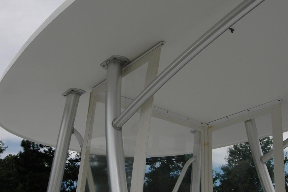 Close-up of 2013 Composite Yacht 26u0027s aluminum support structure and canopy.