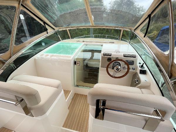 2016 English Harbour 27