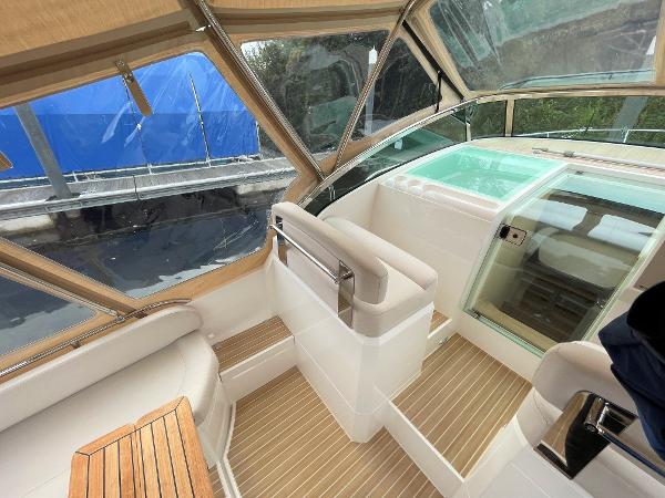 2016 English Harbour 27