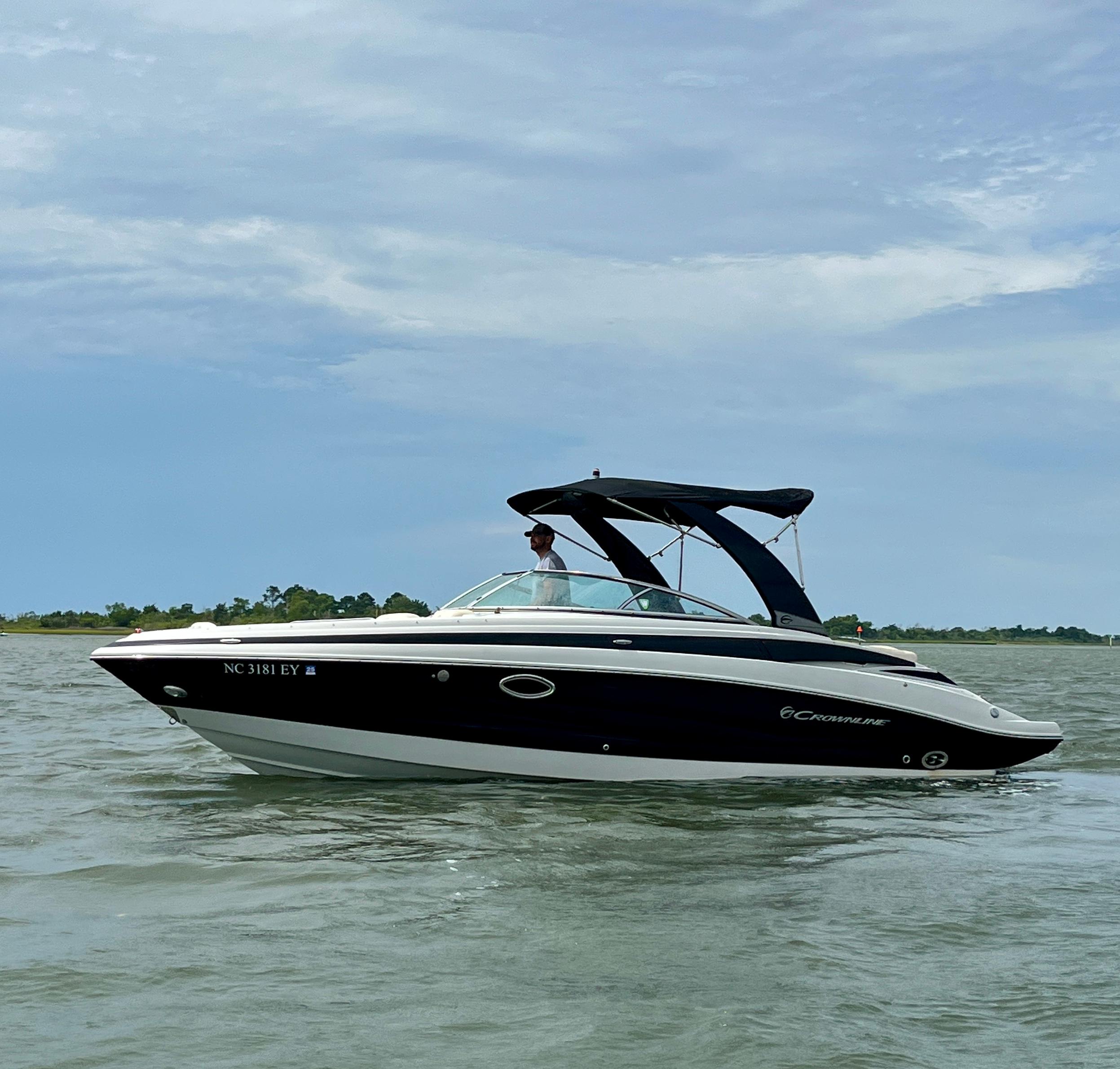 2017 Crownline 275 SS