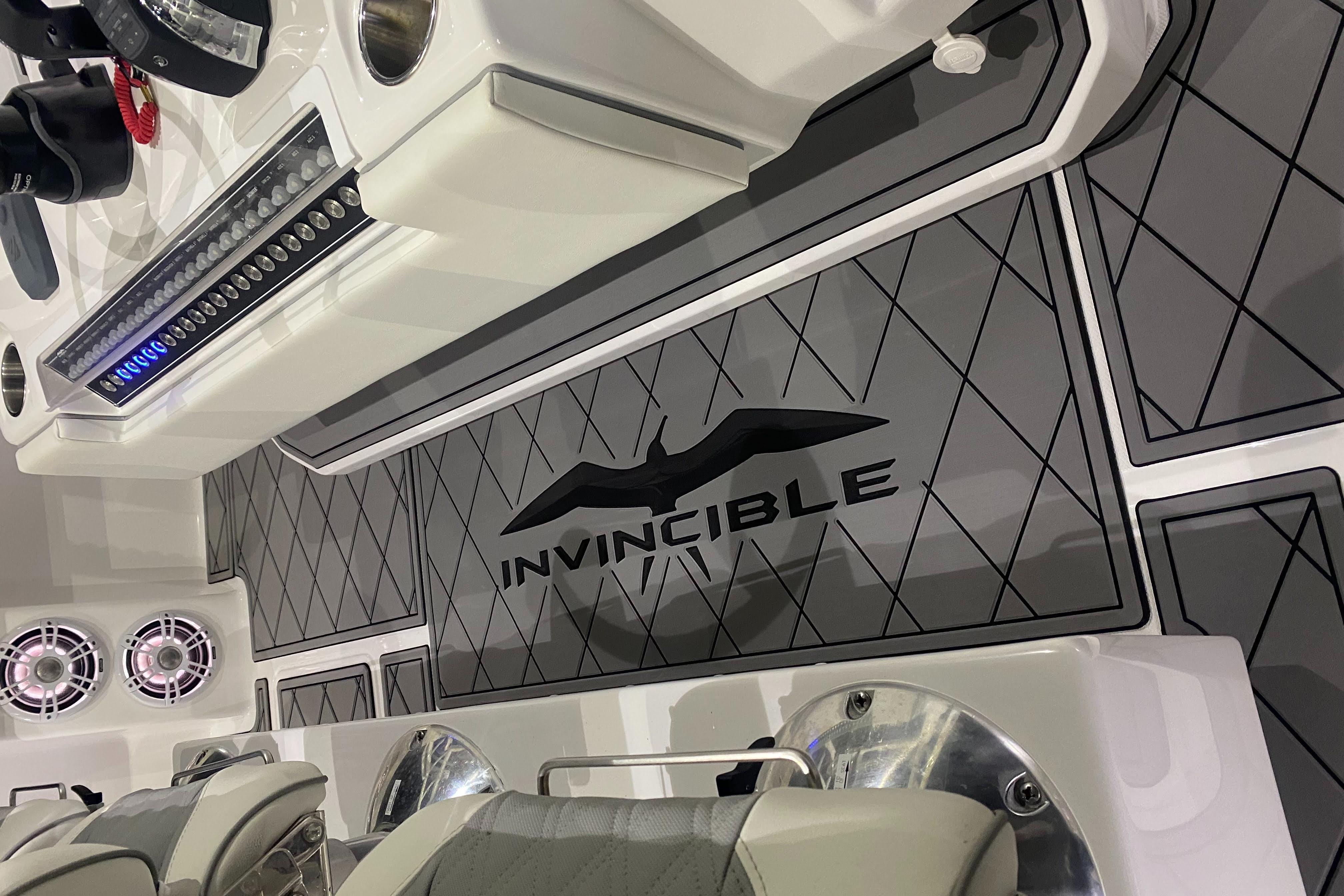 2022 Invincible 46 catamaran