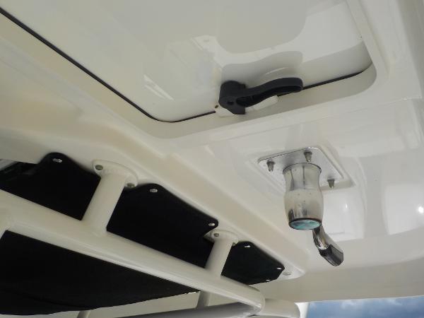 33' Boston Whaler, Listing Number 100902126, Image No. 12