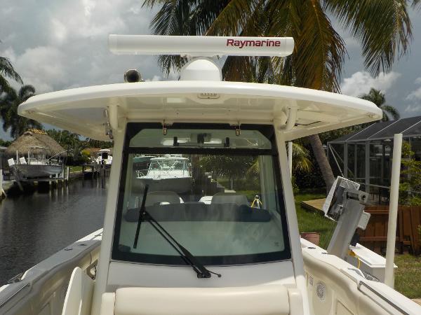 33' Boston Whaler, Listing Number 100902126, Image No. 3
