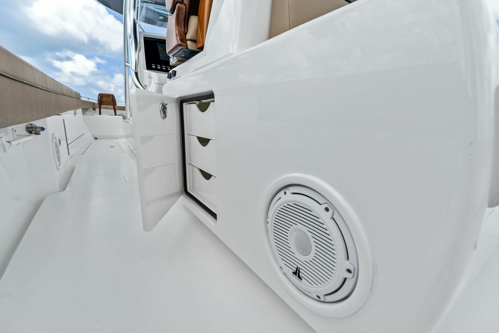 Valhalla Boatworks-V-37 2024-Galati Yacht Sales Trade FL-US-9677844 | Thumbnail