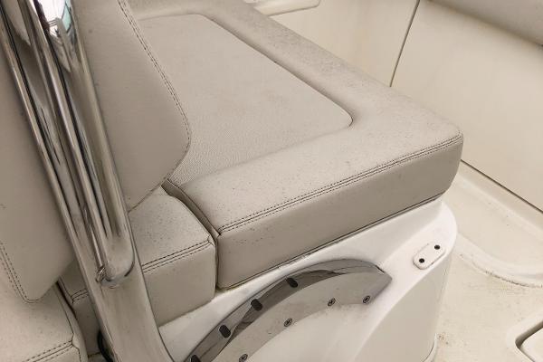 23' Boston Whaler, Listing Number 100871495, - Photo No. 17