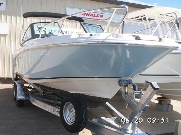 23' Boston Whaler, Listing Number 100871495, - Photo No. 2