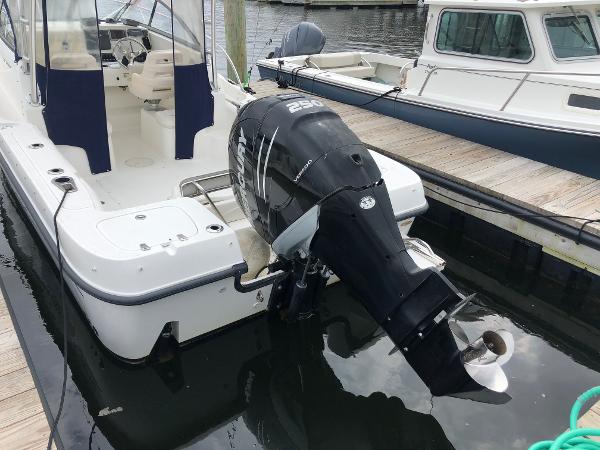 23' Boston Whaler, Listing Number 100879571, Image No. 4