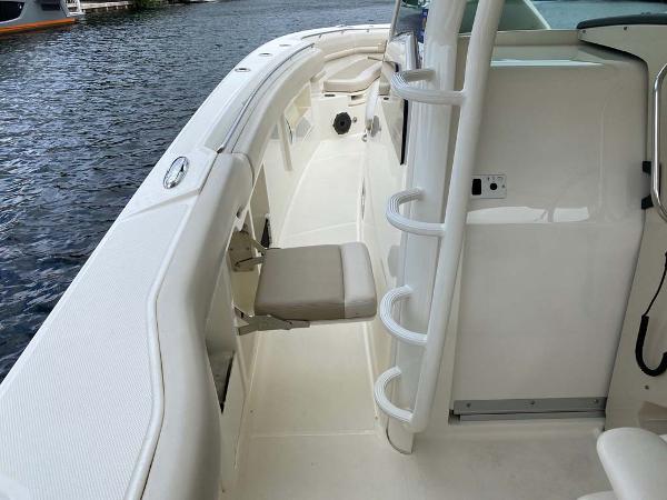 38' Boston Whaler, Listing Number 100876200, Image No. 10
