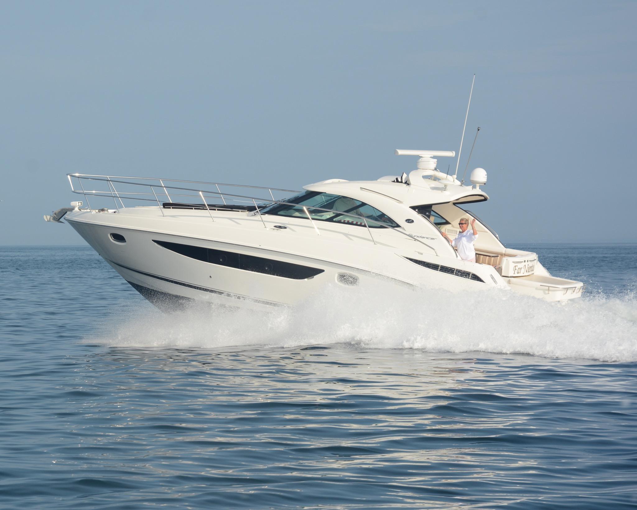 2015 Sea Ray 410 Sundancer